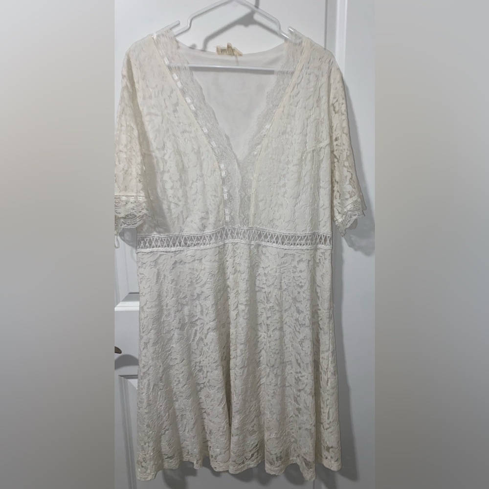 Women’s dress